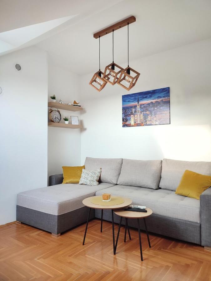 Apartman Ns Dan Private Parking Novi Sad Exterior foto