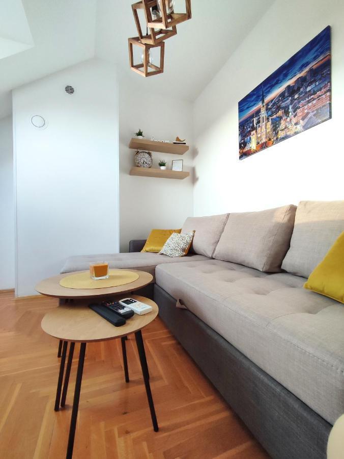 Apartman Ns Dan Private Parking Novi Sad Exterior foto