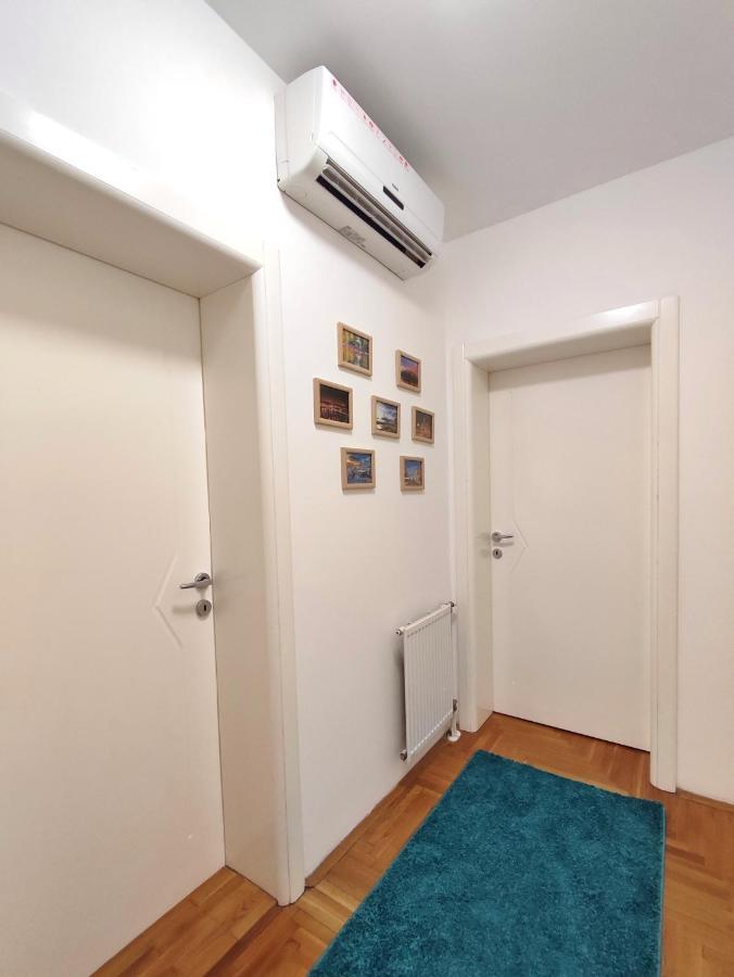 Apartman Ns Dan Private Parking Novi Sad Exterior foto